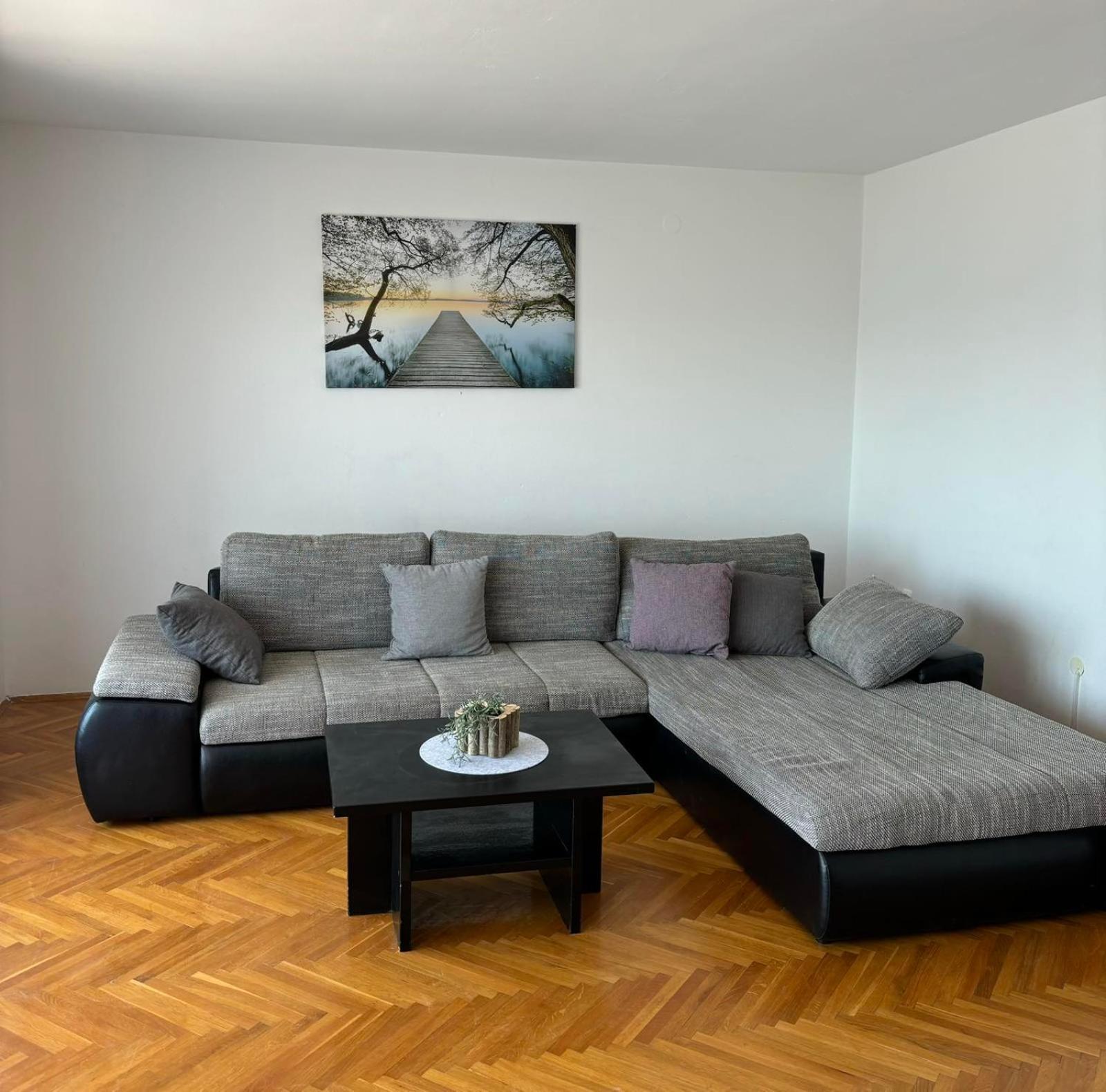 קריקווניצה Helen Apartments מראה חיצוני תמונה